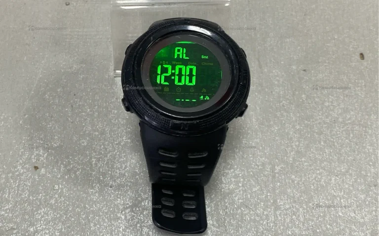 Часы  SKMEL