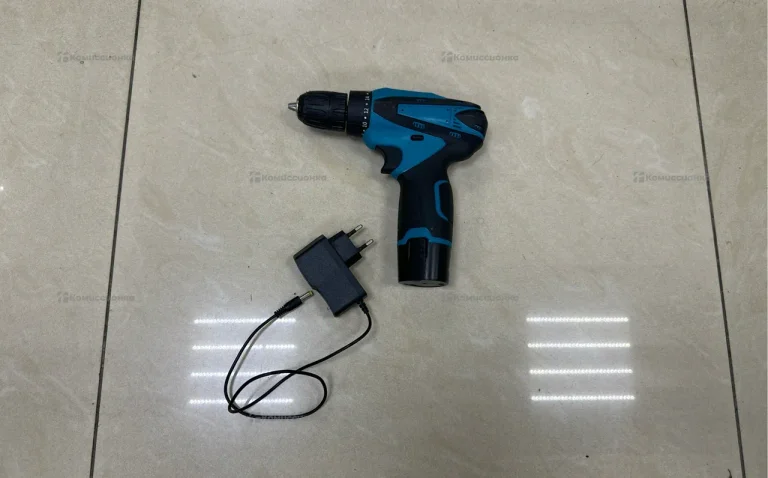 шуруповерт Makitaaa 12V