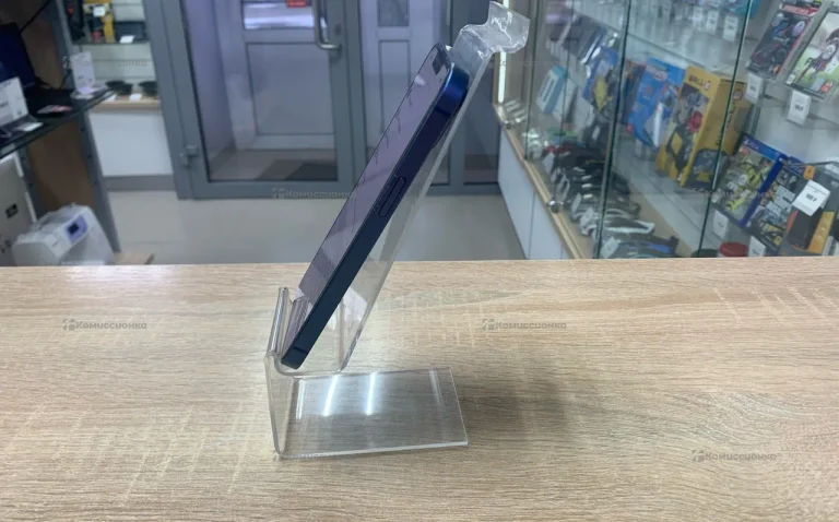 Apple iPhone 13 4/128 ГБ