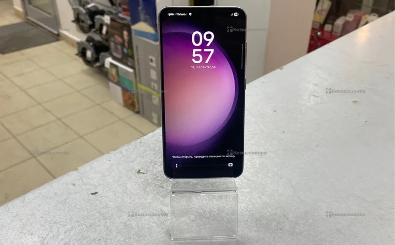 Samsung Galaxy S23 8/128 ГБ