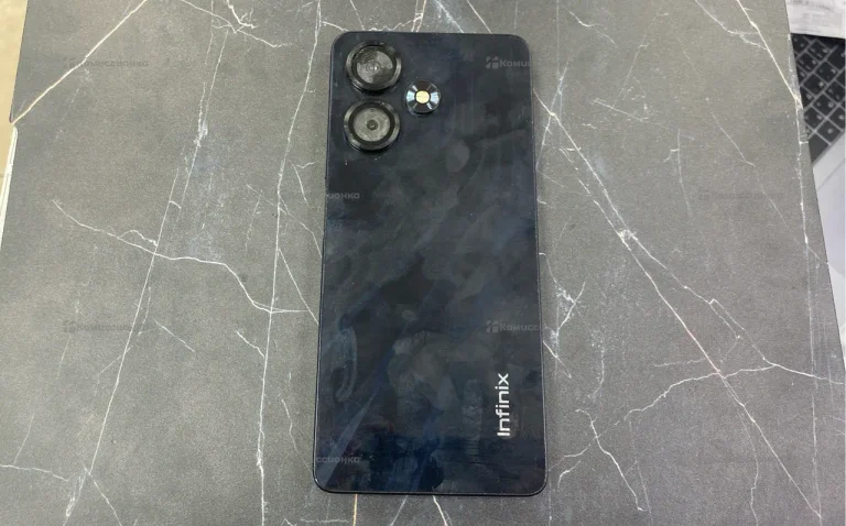 Infinix hot 30 4/128ГБ