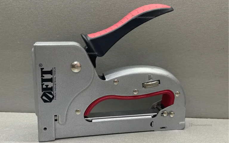 степлер мебельный Ofit