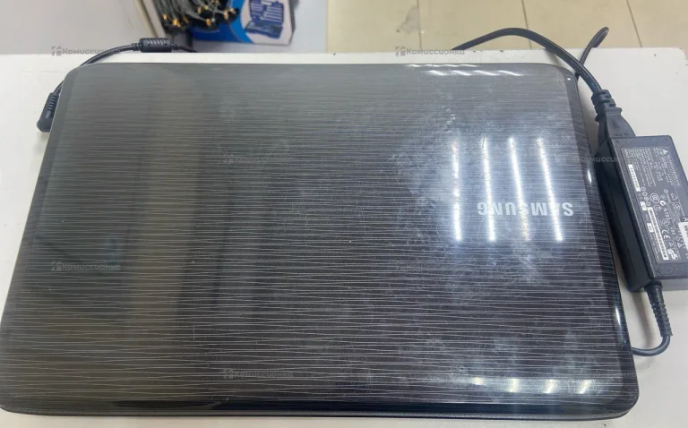 Ноутбук  Samsung