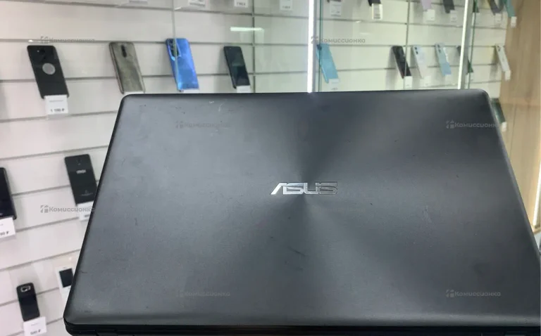 Ноутбук ASUS