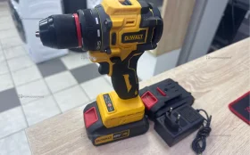 дрель шуруповерт Dewalt б/щ
