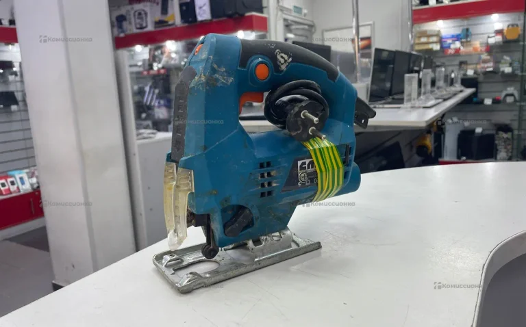 Электролобзик Союзмаш Л-670