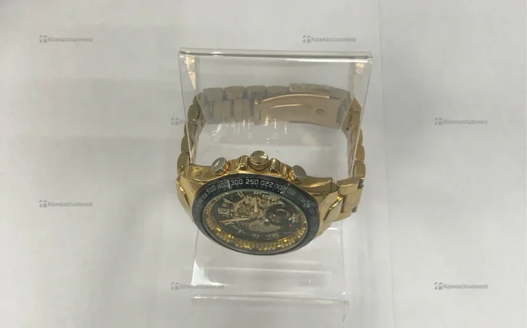 Часы механика Winner