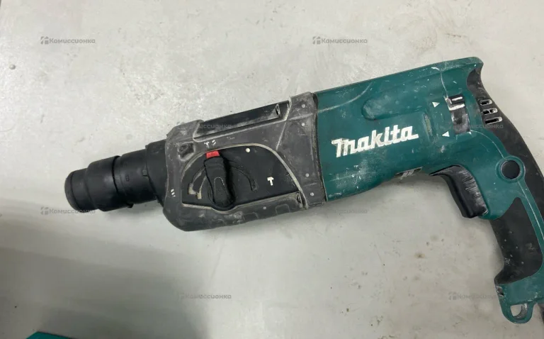 Перфоратор makita HR2470