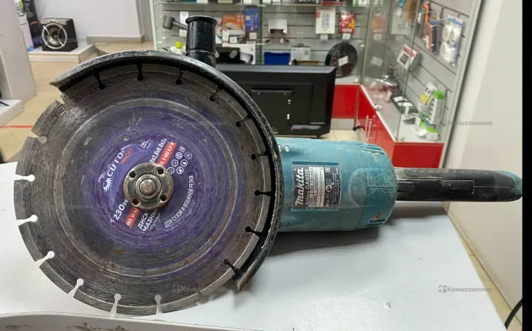 УШМ Makita ga9020