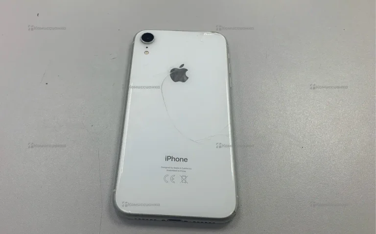Apple IPhone XR 64 gb.