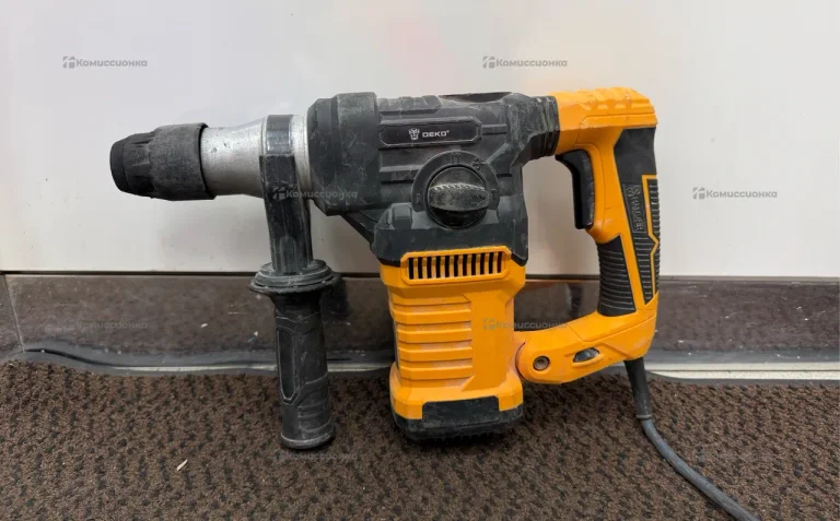Перфоратор Deko ZKHW 2050W