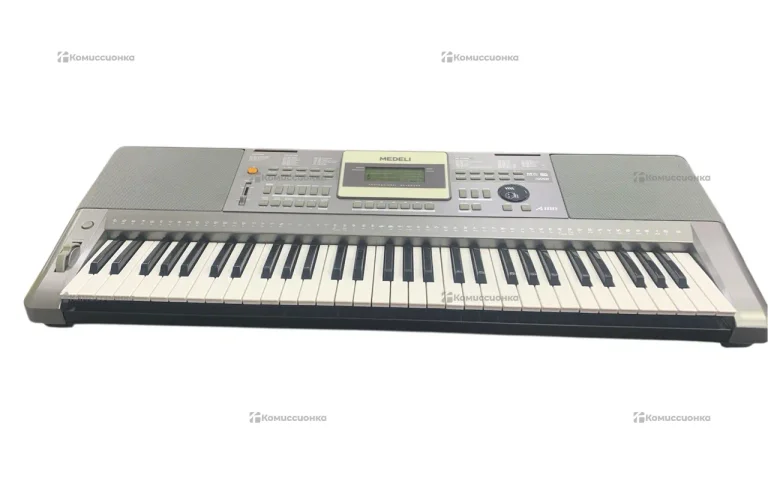 Синтезатор MEDELI A100