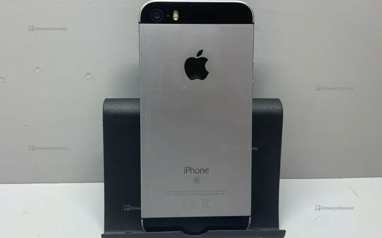 Apple iPhone SE 2/32 ГБ