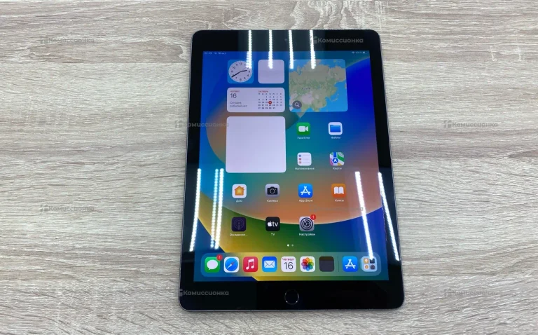 Планшет Apple iPad 6 (2018) 32 ГБ