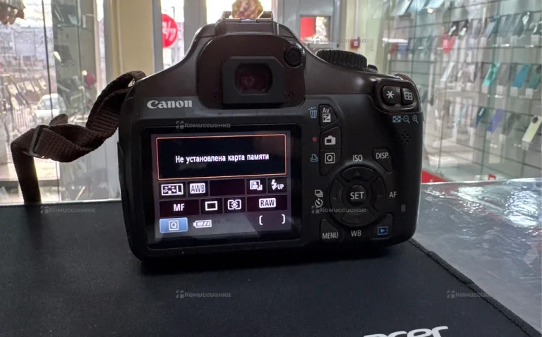 Фотоаппарат  canon 1100d