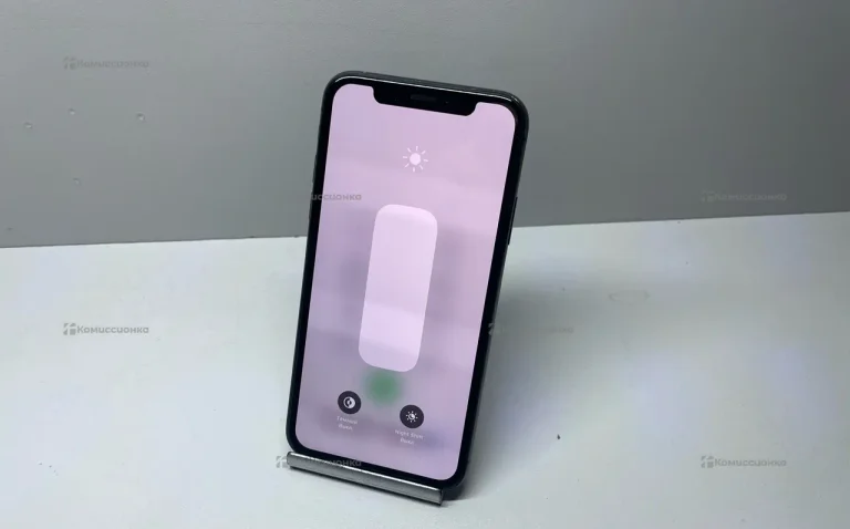 Apple iPhone X 3/64 ГБ