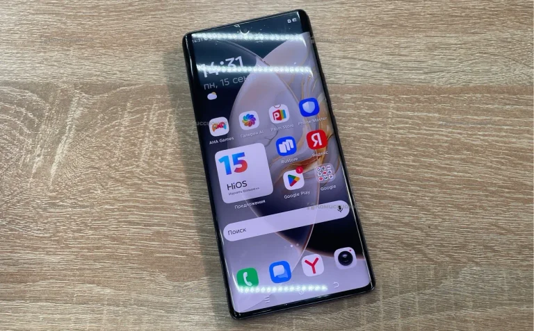 Tecno CAMON 30S Pro 8/256Gb