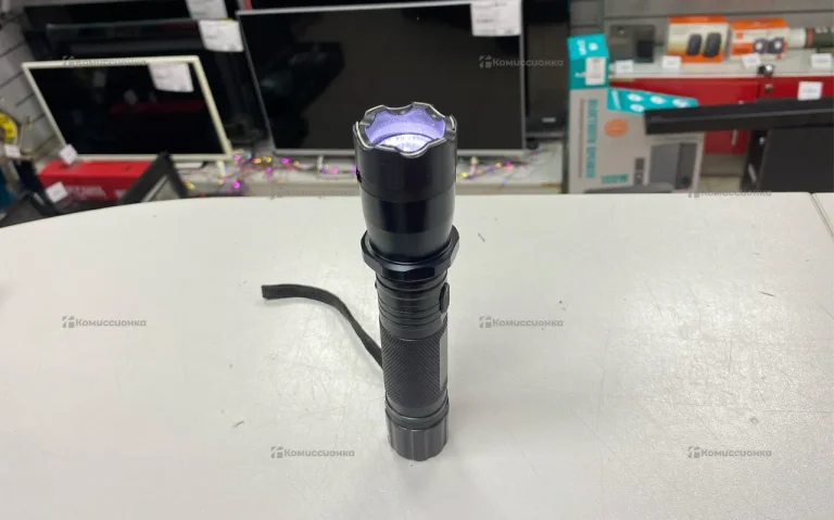 Шокер-фонарик 1101