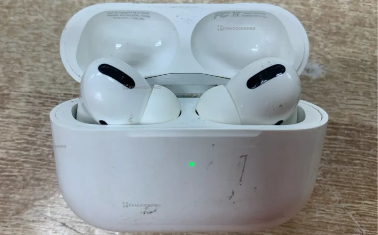 Наушники Apple iPhone AirPods Pro