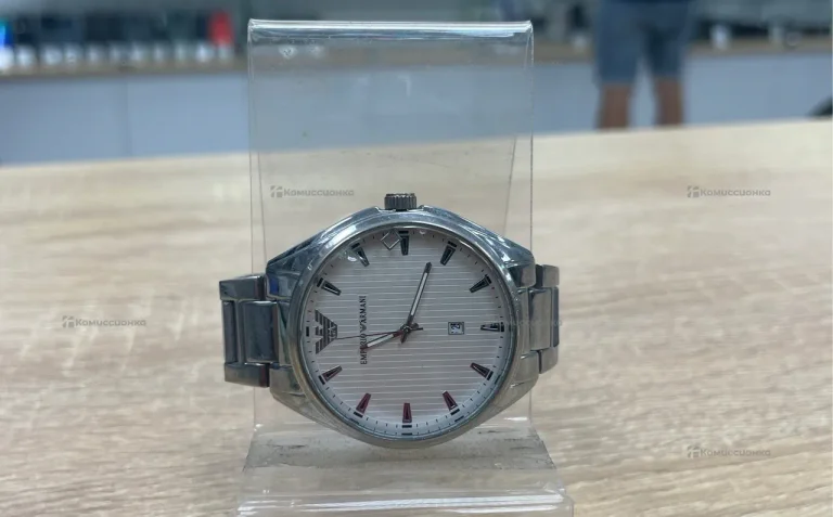 Часы Emporio Armani