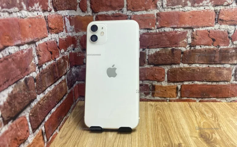 Apple iPhone 11 4/128 ГБ