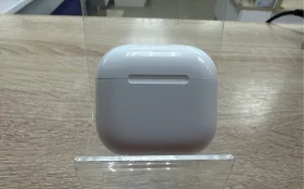 AirPods 4