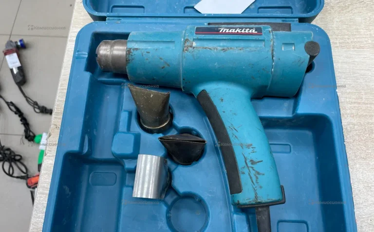 Строительный фен Makita HG5002