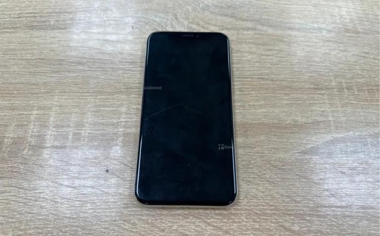 Apple iPhone X 3/64 ГБ