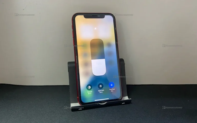 Apple iPhone XR 3/64 ГБ