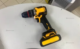 шуруповерт Dewalt б/щ