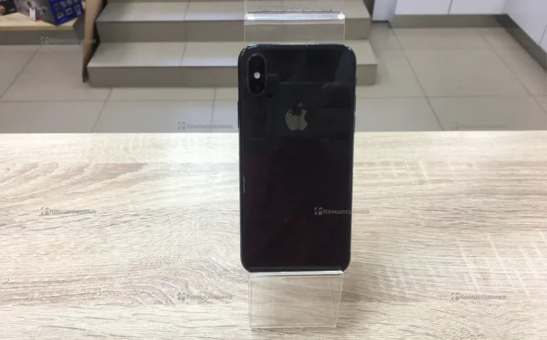 Apple IPhone X 64 ГБ