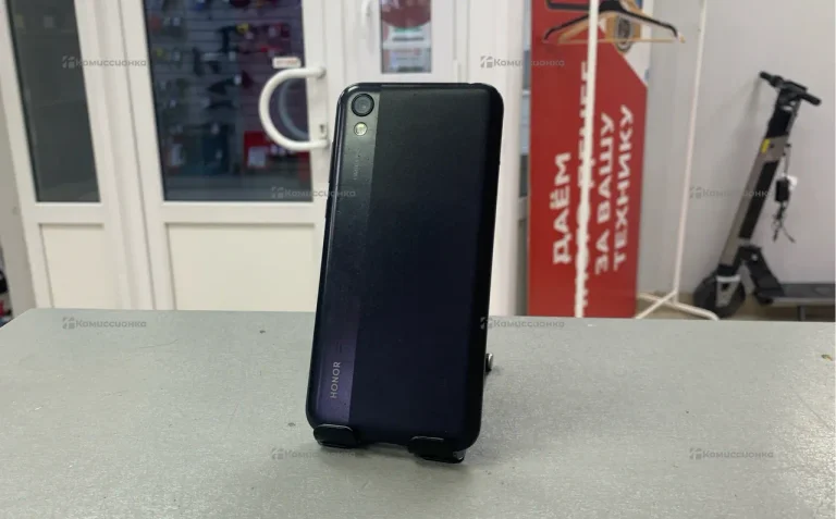 Honor 8S 2/32 ГБ