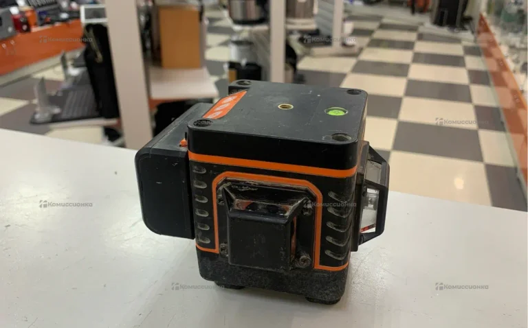 Лазерный уровень Hilda 3D laser level