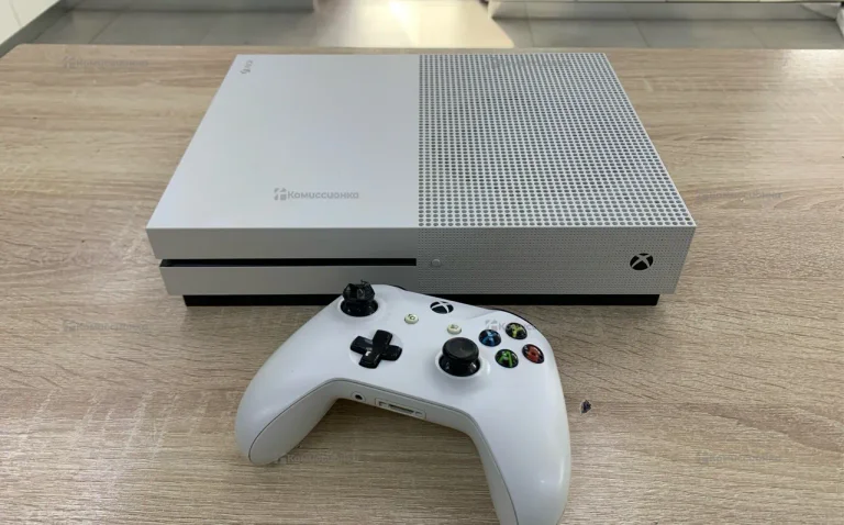 Приставка Xbox One S 512