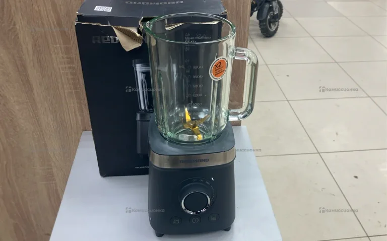 Блендер Redmond BS410