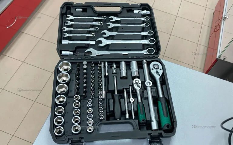 набор инструментов 82 tools