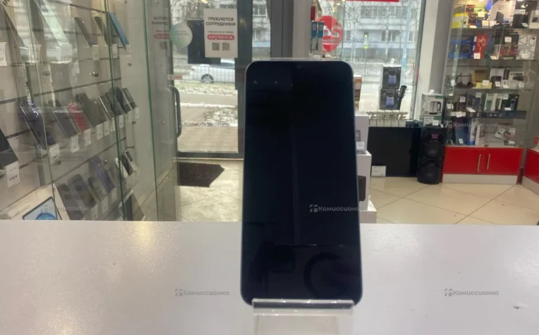 Realme C33 4/128 ГБ