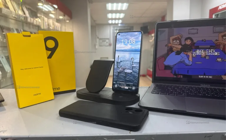 Realme 9 6/128 ГБ