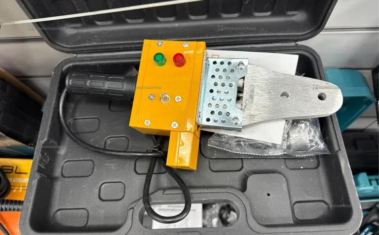 Паяльник для полипропилена Deko 1600W