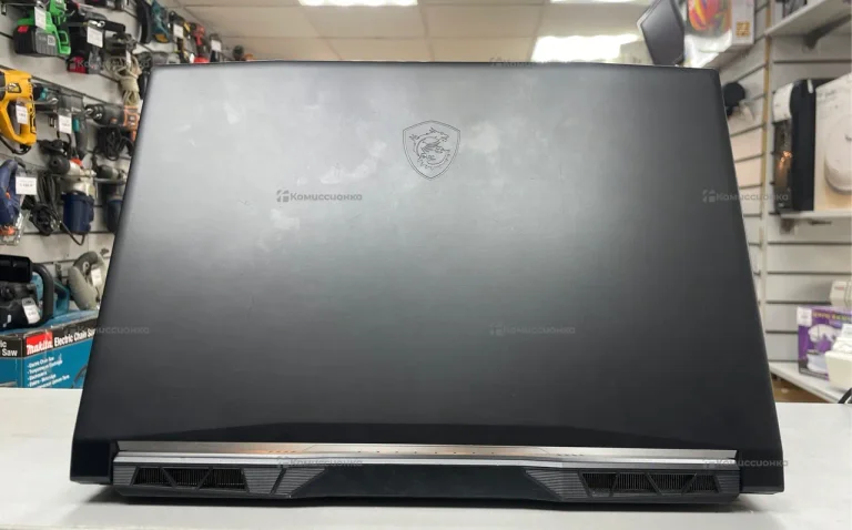 Ноутбук  MSi Katana GF66 11UG-079XRU