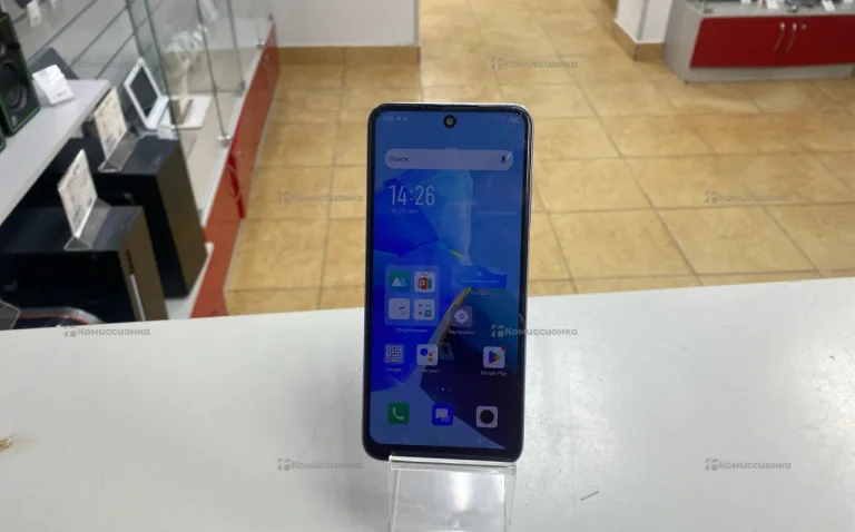 Infinix Hot 30 Play NFC 8/128 ГБ