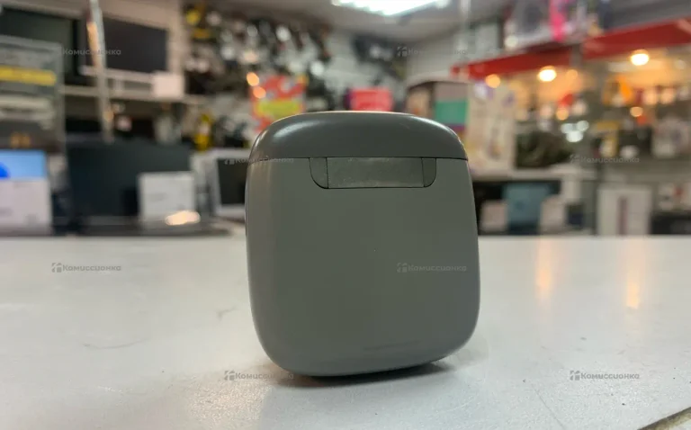 Наушники  JBL Buds