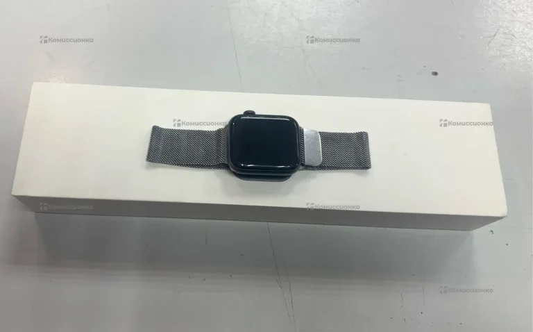 Часы  Apple Watch 4 series 44mm