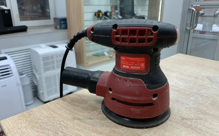 Шлифмашина для стен и потолков ELITECH МШЭ 0312Э П