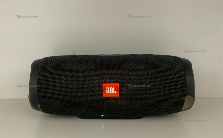 Колонка  JBl charge 3