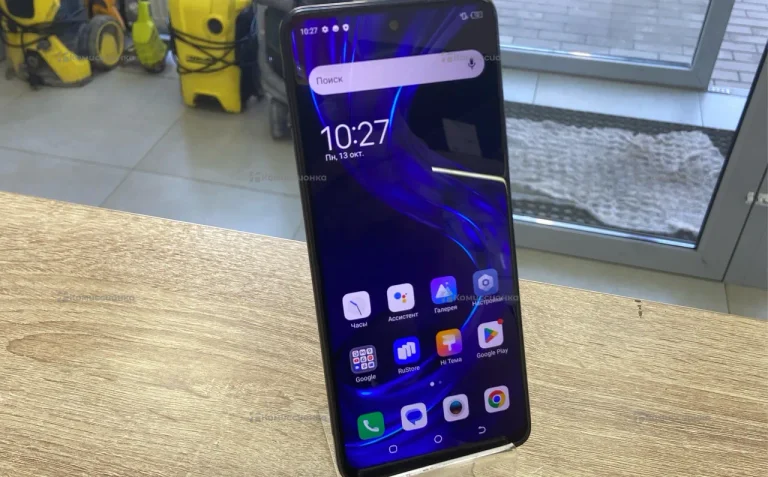 Tecno Pova 3 6/128 ГБ