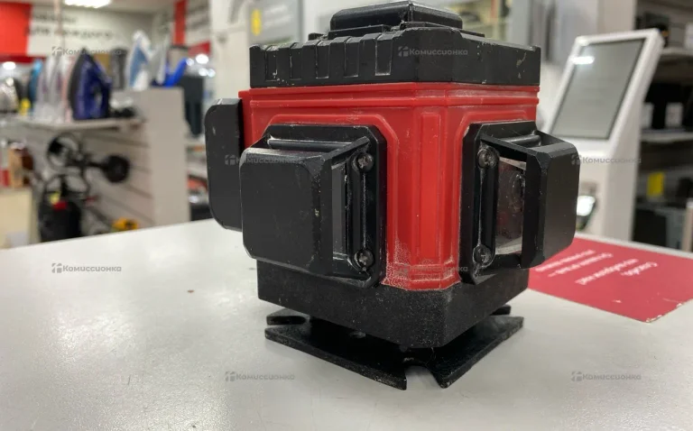 Лазерный уровень ELITECH