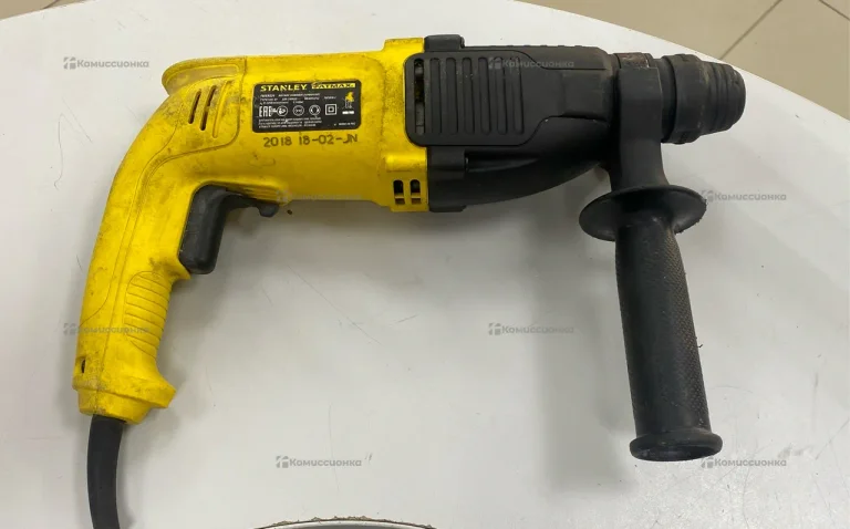 Перфоратор Stanley fmer524