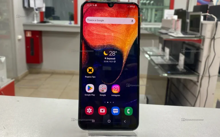 Samsung Galaxy A50 4/64 ГБ