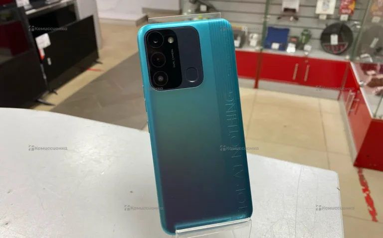 Tecno Spark 8C 3/64 ГБ